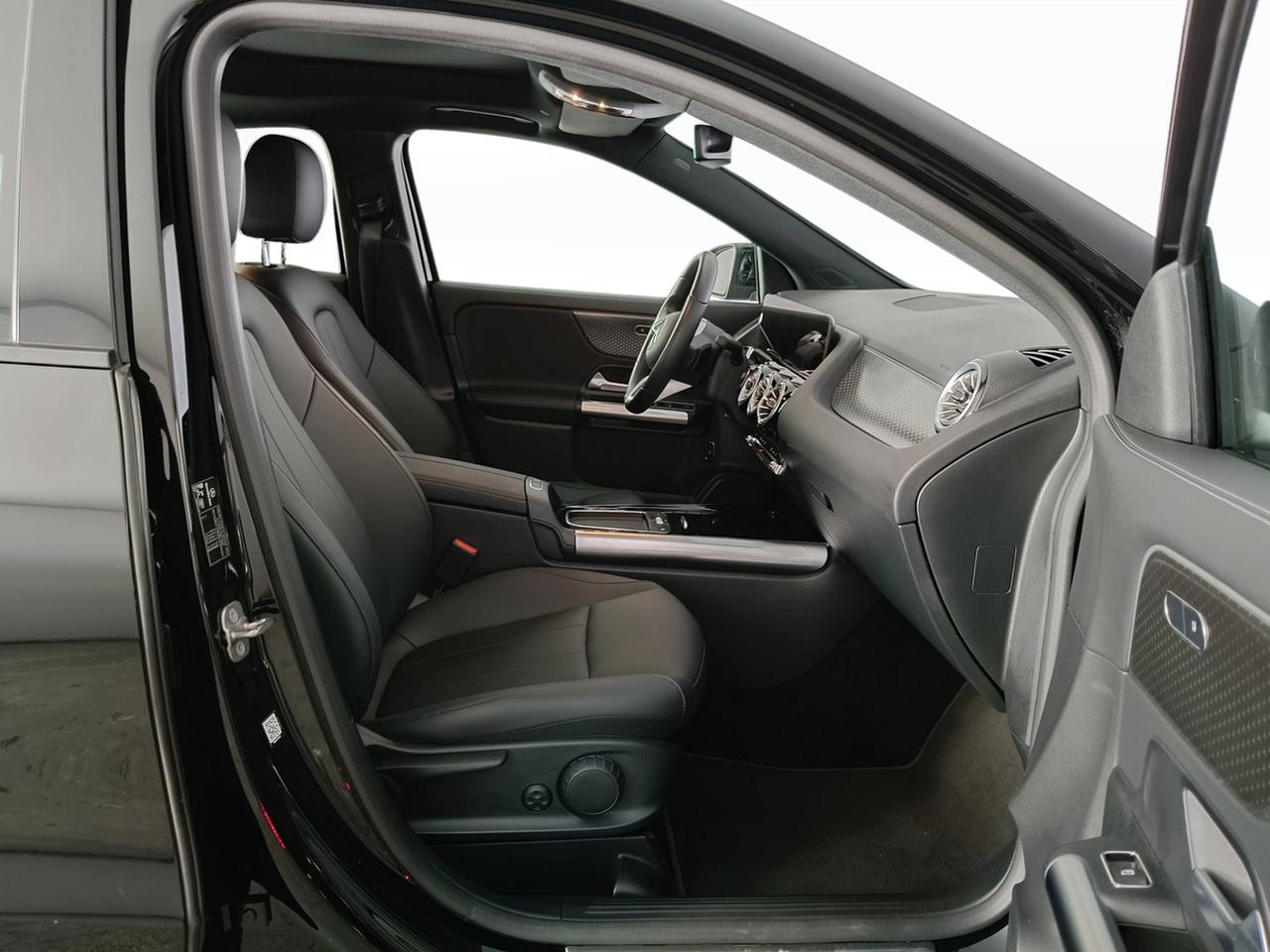 Mercedes-Benz GLA-H247 2023 - GLA 200 d Progressive Advanced Plus 4matic auto