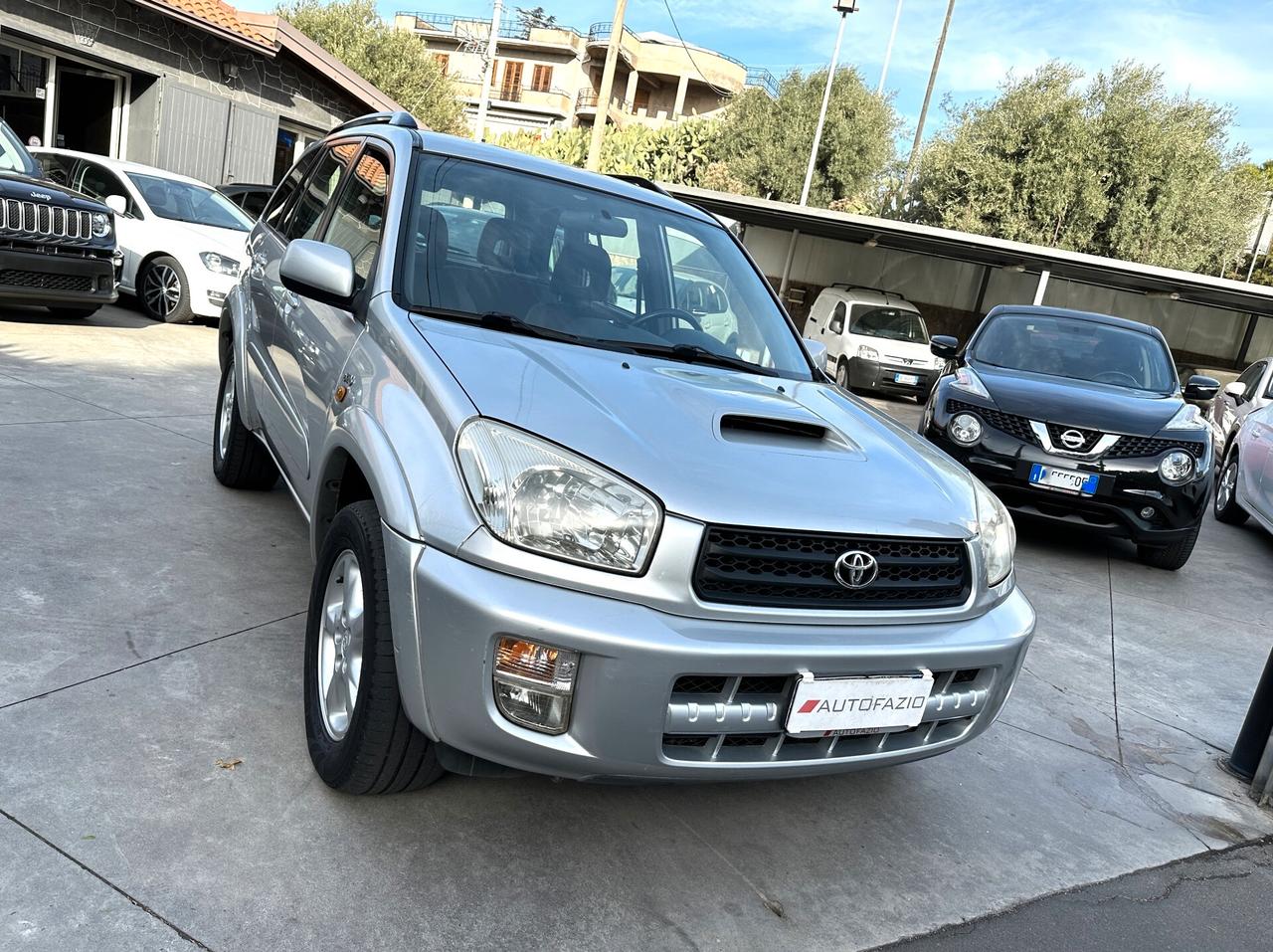 Toyota RAV 4 RAV4 2.0 Tdi D-4D cat 5 porte Sol