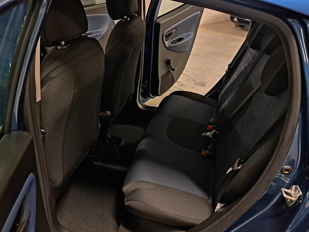 Lancia Ypsilon 1.0 FireFly Hybrid Platino MY'24 Km. 0 (GT621KA)