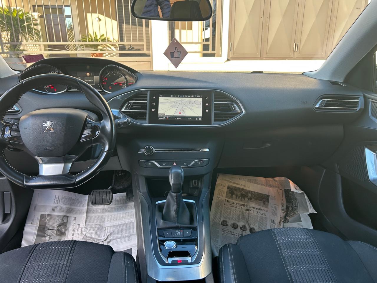 Peugeot 308 BlueHDi 120 S&S EAT6 SW Allure