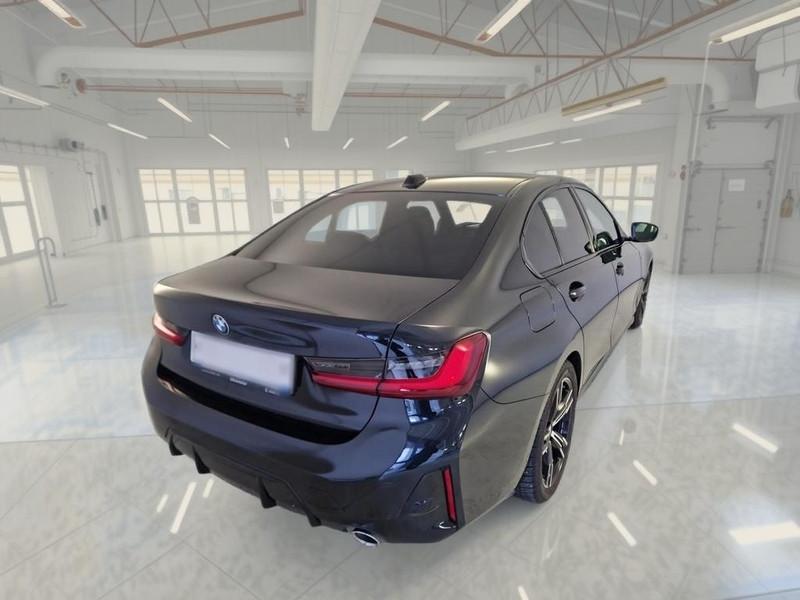 BMW 318 48V MSPORT AUTO 4 PORTE BERLINA