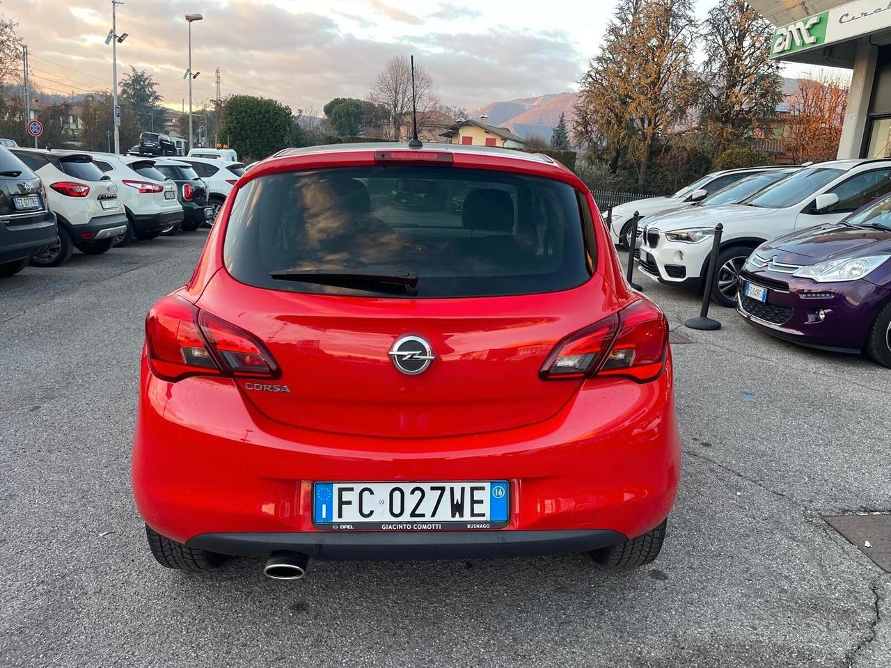 Opel Corsa 1.4 90CV GPL Tech Coupé b-Color