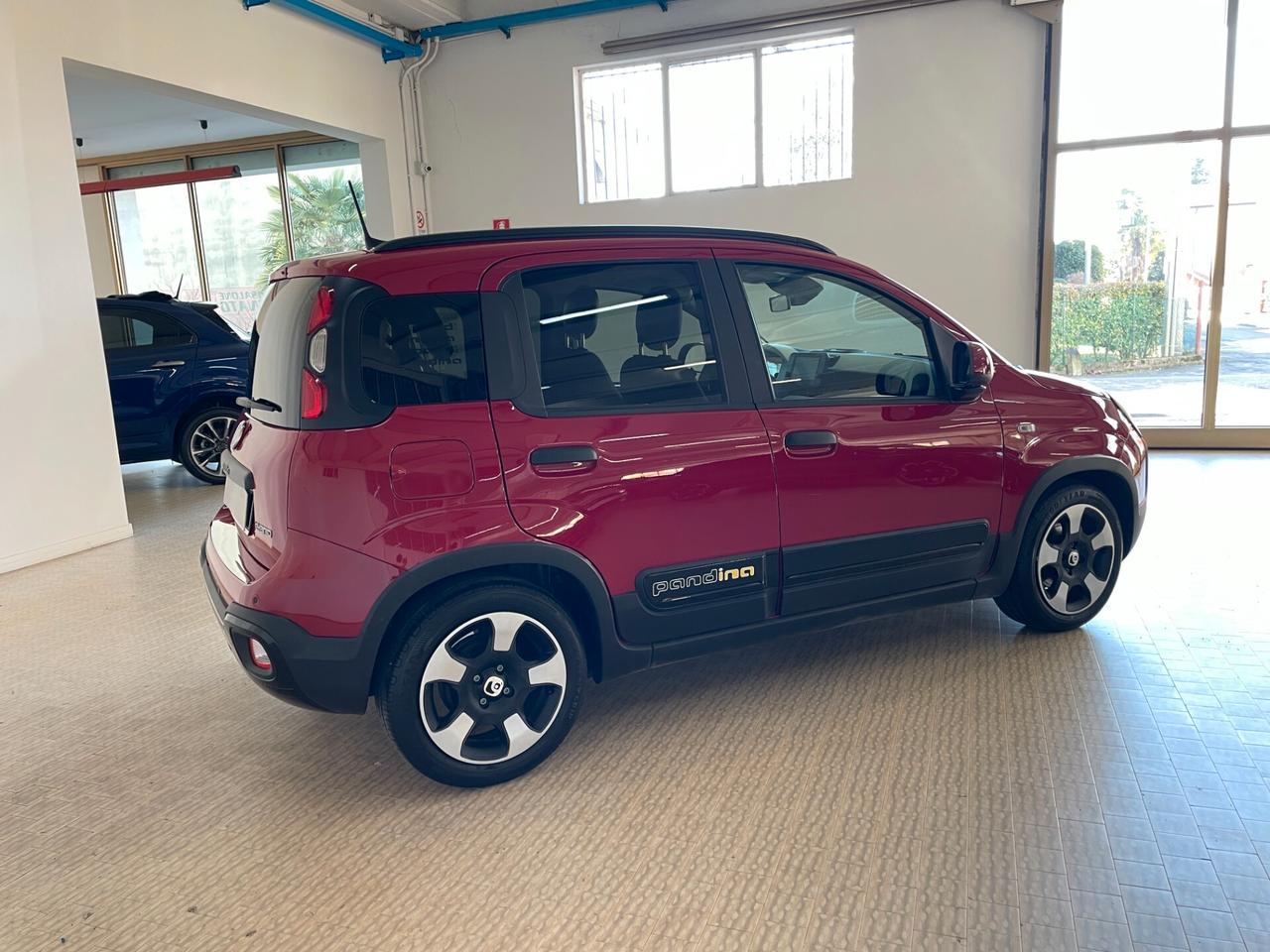 Fiat Panda Pandina 1.0 FireFly Hybrid CROSS 2025