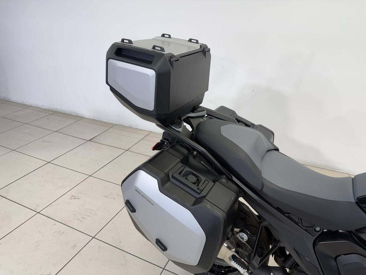 BMW R 1300 GS Triple Black