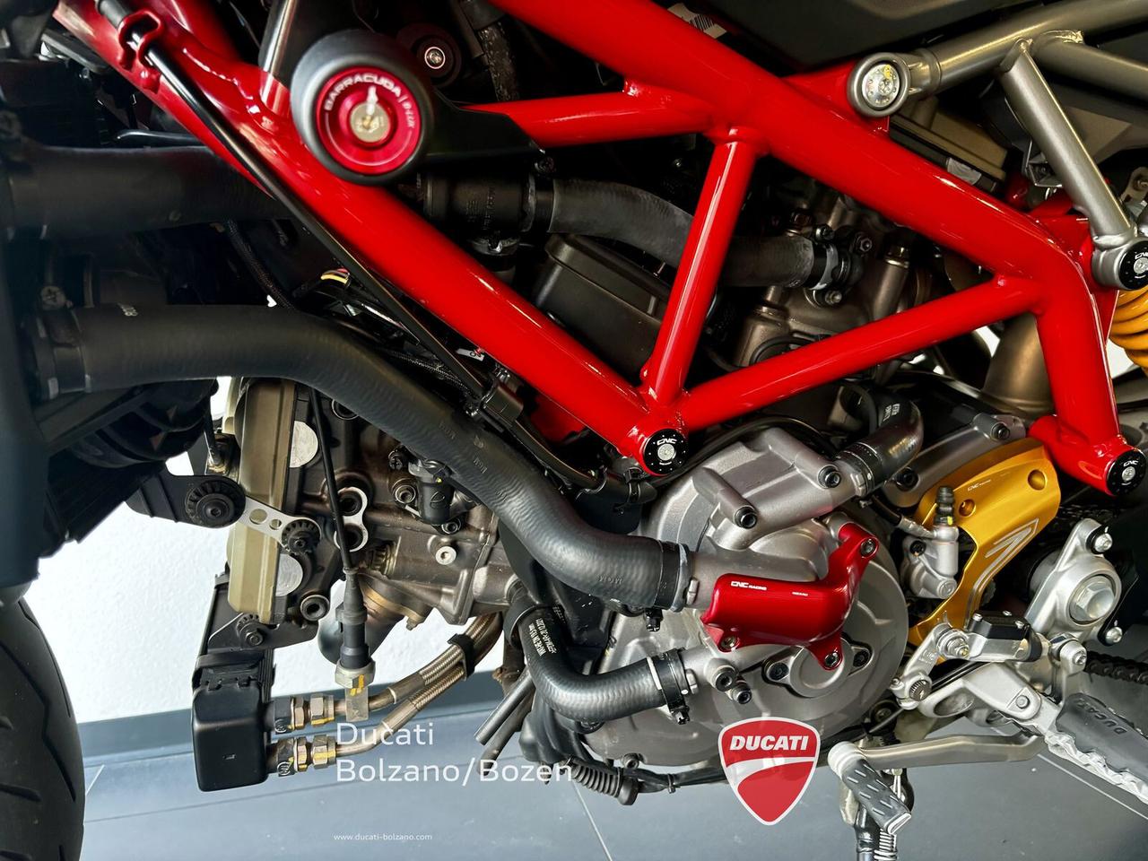Ducati Hypermotard 950