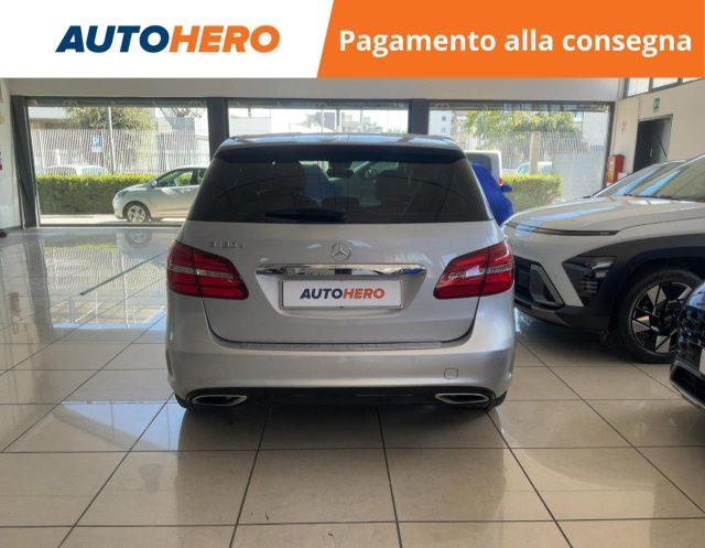 MERCEDES-BENZ B 180 d Automatic Premium