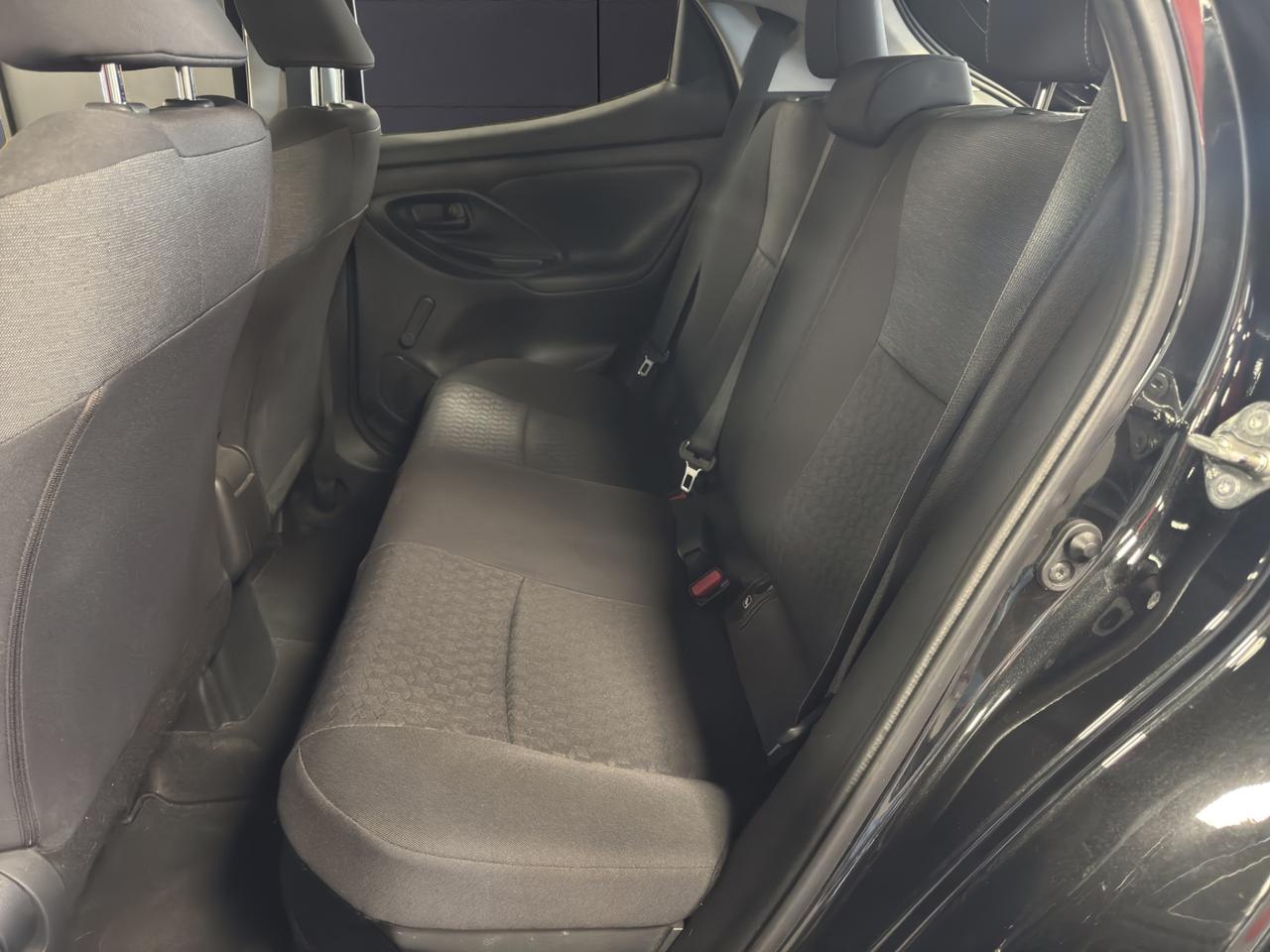Toyota Yaris 1.5h Business