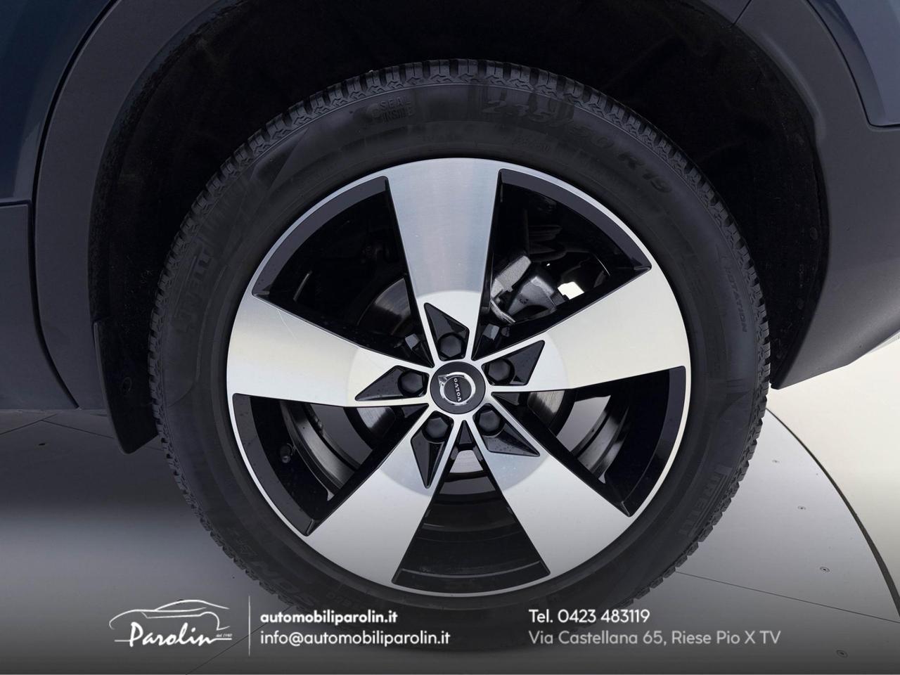 Volvo XC40 1.5 t3 Momentum Pro Telecamera-Cerchi 19''