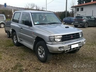 Mitsubishi Pajero II 2.5 TDI 115CV GL Autocarro G.Traino