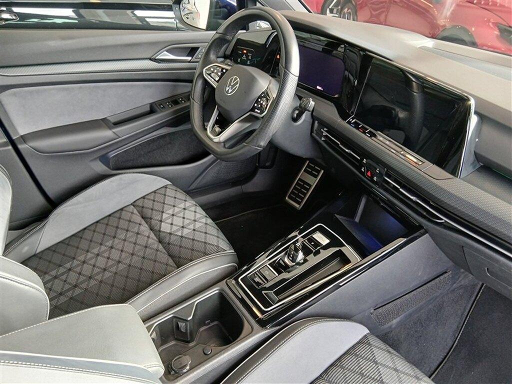 Volkswagen Golf 1.5 eTSI EVO ACT R-Line DSG