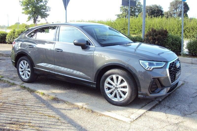 Audi Q3 40 TFSI quattro S tronic