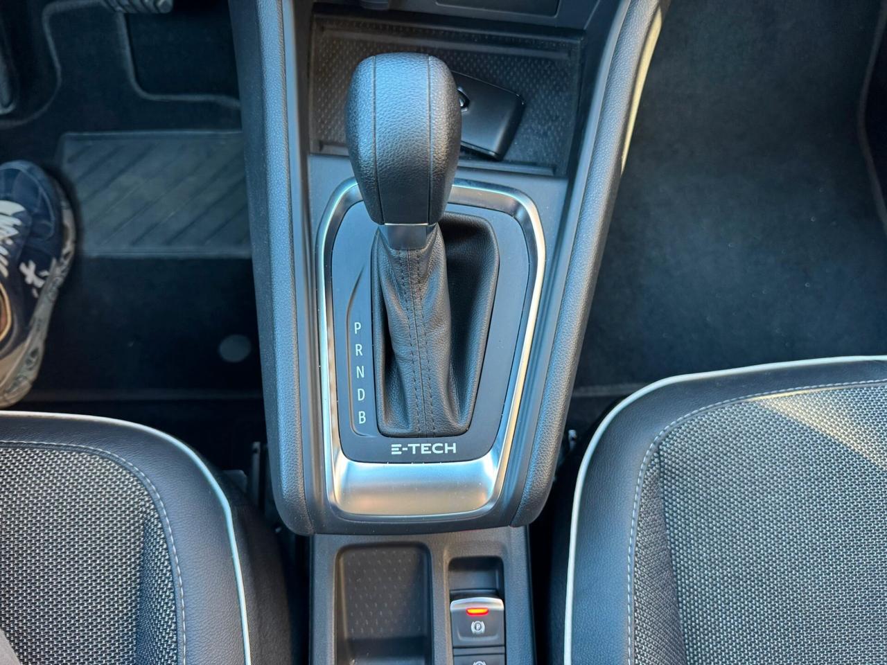 Renault Captur Full Hybrid E-Tech 145 CV Equilibre