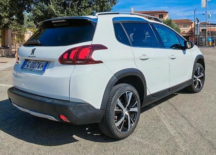 Peugeot 2008 BlueHDi 100 Allure