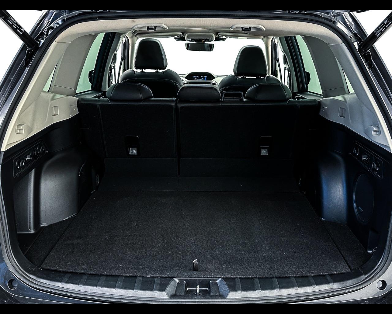 SUBARU Forester 5ª serie - Forester 2.0 Mild-Hybrid Platinum