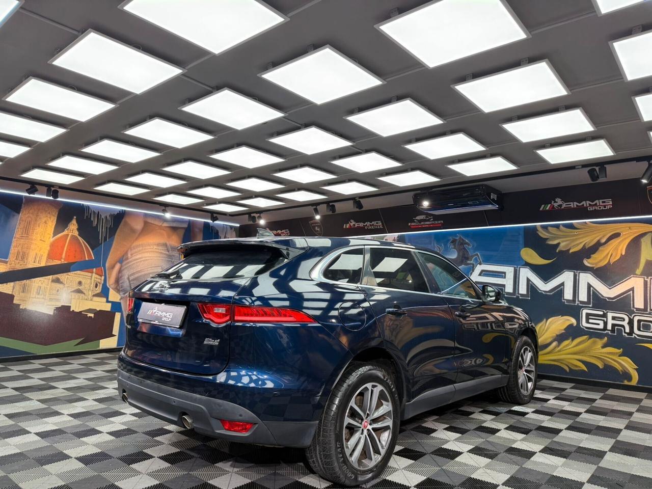 Jaguar F-Pace 2.0 D 240 CV AWD aut. Chequered Flag (140)