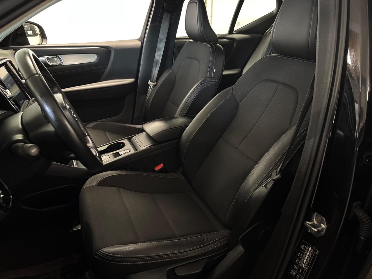 Volvo XC40 D3 GEARTRONIC AUT. Momentum Pro