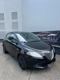 Lancia Ypsilon 1.2 69 CV 5 porte GPL Ecochic Elefantino blu