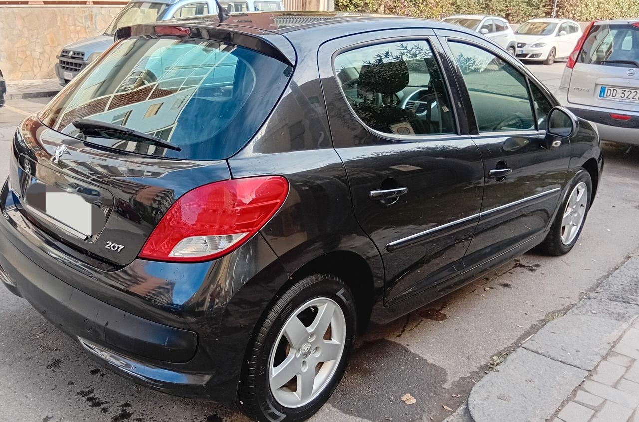 Peugeot 207 1.4 HDi Diesel Per Neopatentati