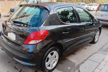 Peugeot 207 1.4 HDi 70CV CONSUMI BASSISSIMI