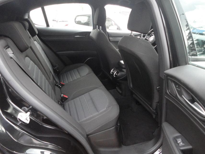 Alfa Romeo Stelvio 2.2 t Sprint Q4 190cv auto