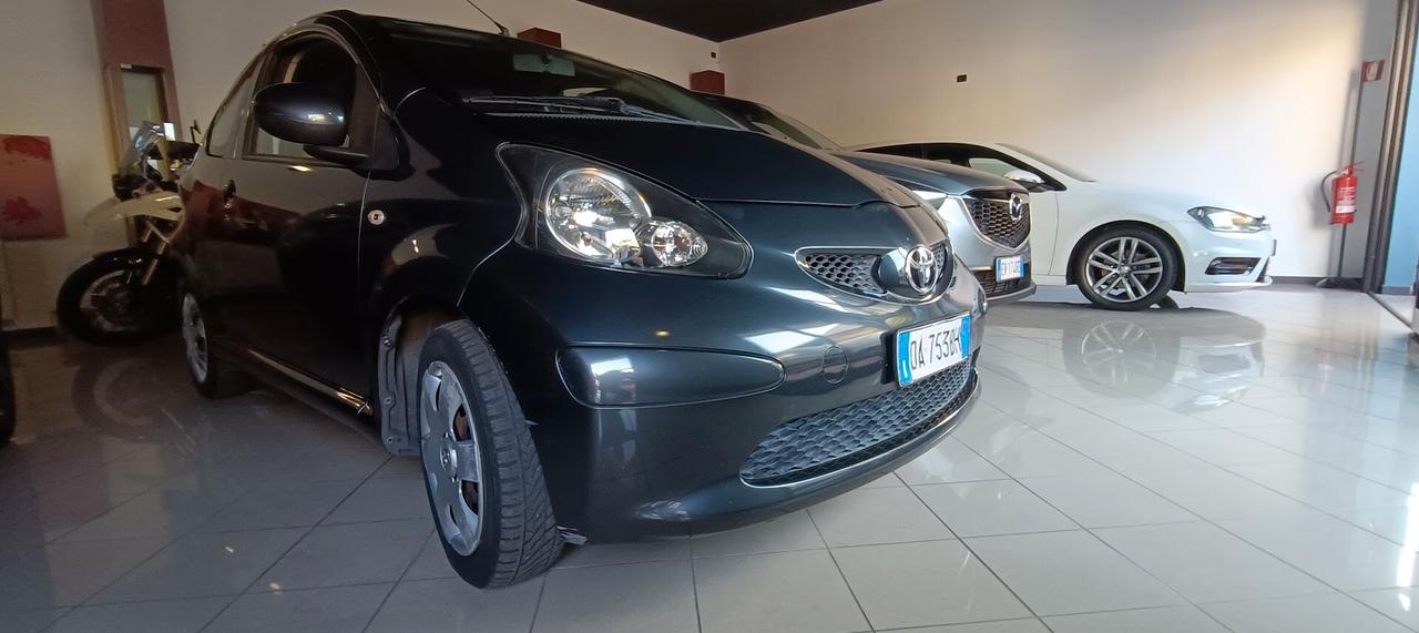 Toyota Aygo 1.0 12V VVT-i 3 porte