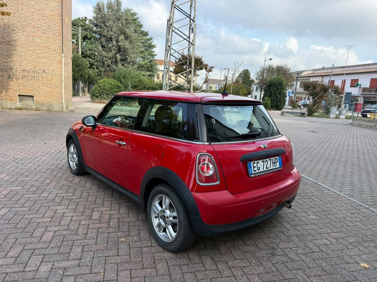 Mini 1.6 16V One (55kW)