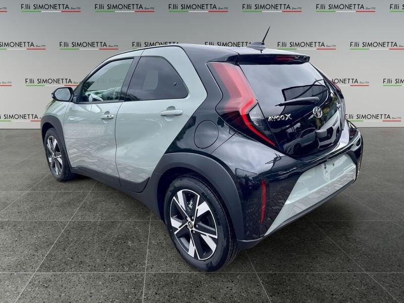 Toyota Aygo X 1.5 hybrid Icon e-cvt - NUOVO