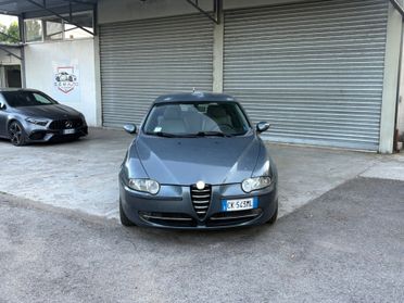Alfa Romeo 147 1.9 JTD 16V cat 5 porte Distinctive