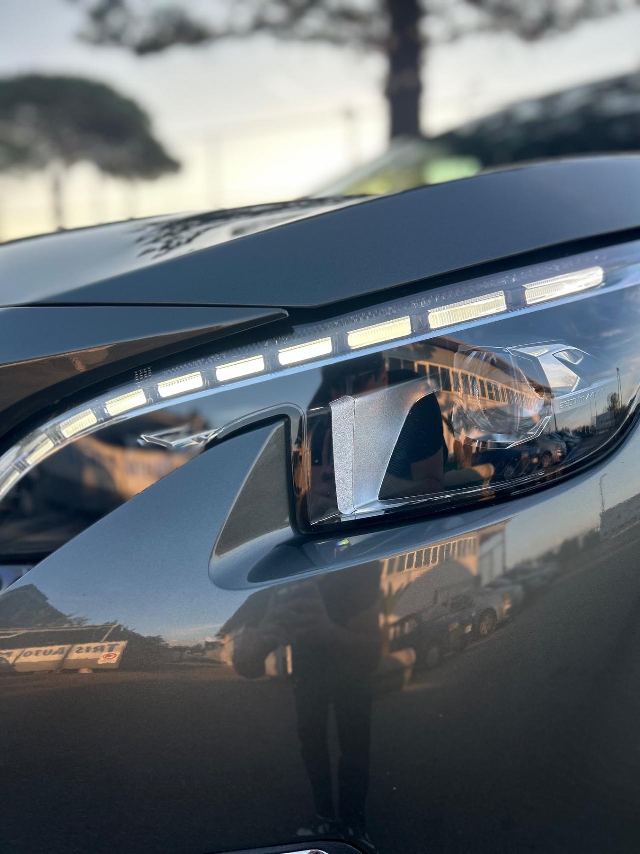 Peugeot 3008 HDi 120Cv Allure