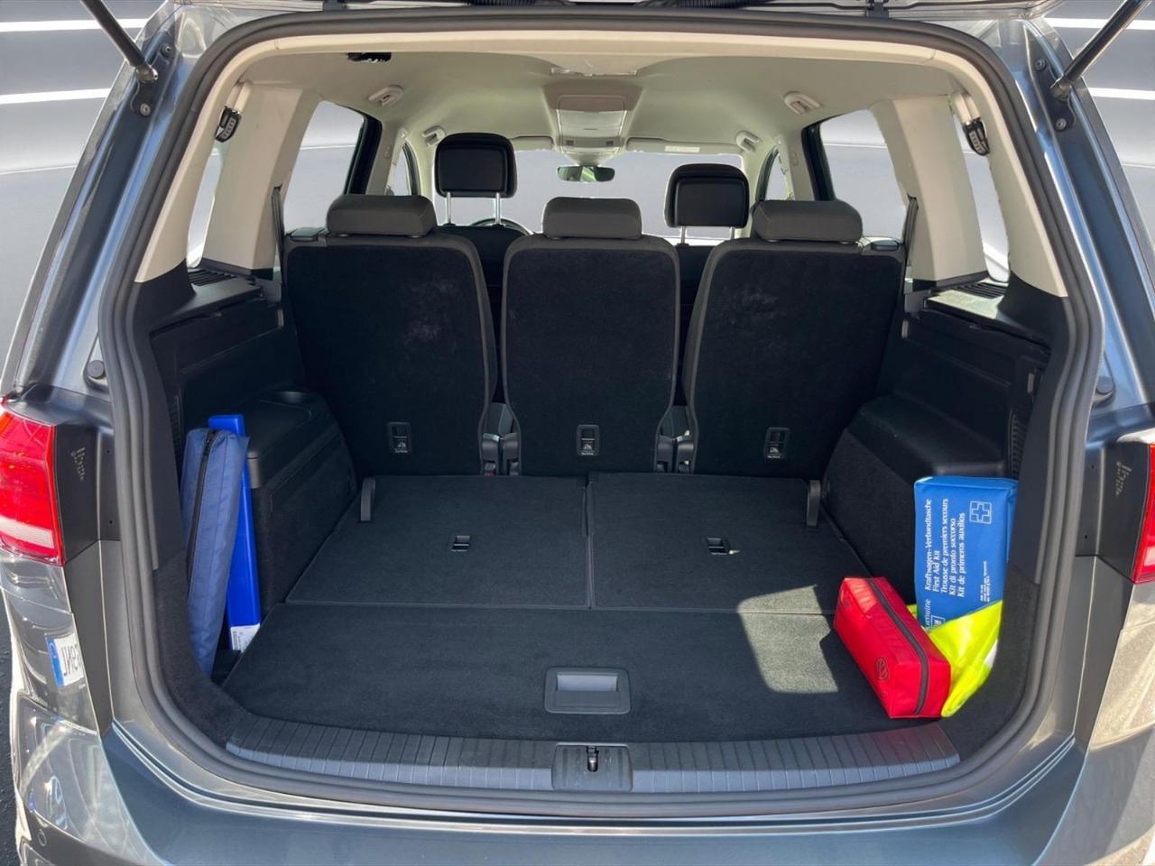 Volkswagen Touran 1.4 tsi business