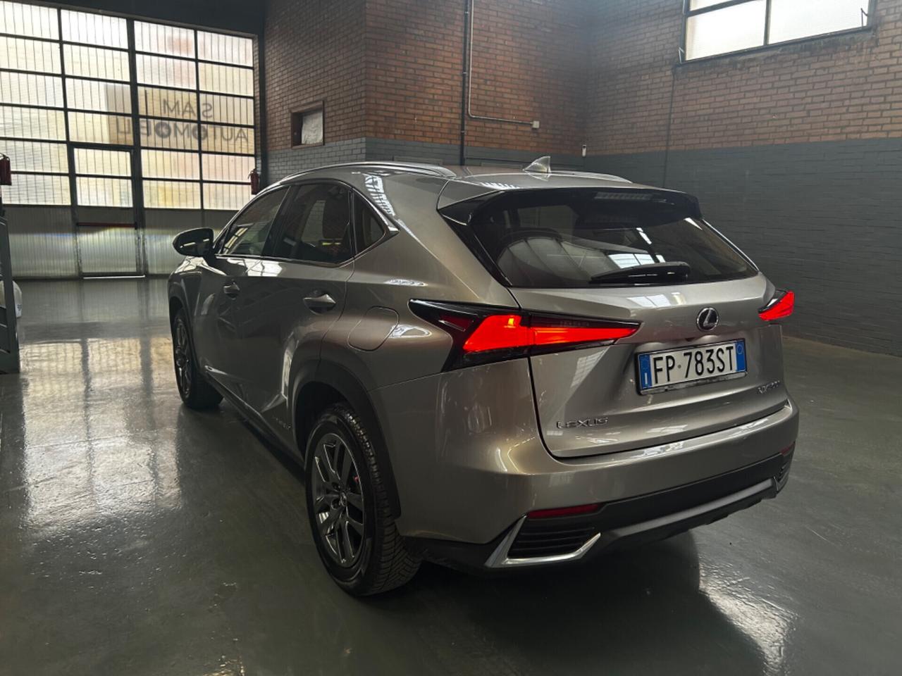 Lexus NX 300h NX Hybrid Business