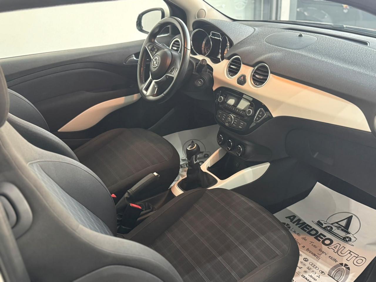 Opel Adam 1.4 87 CV Slam