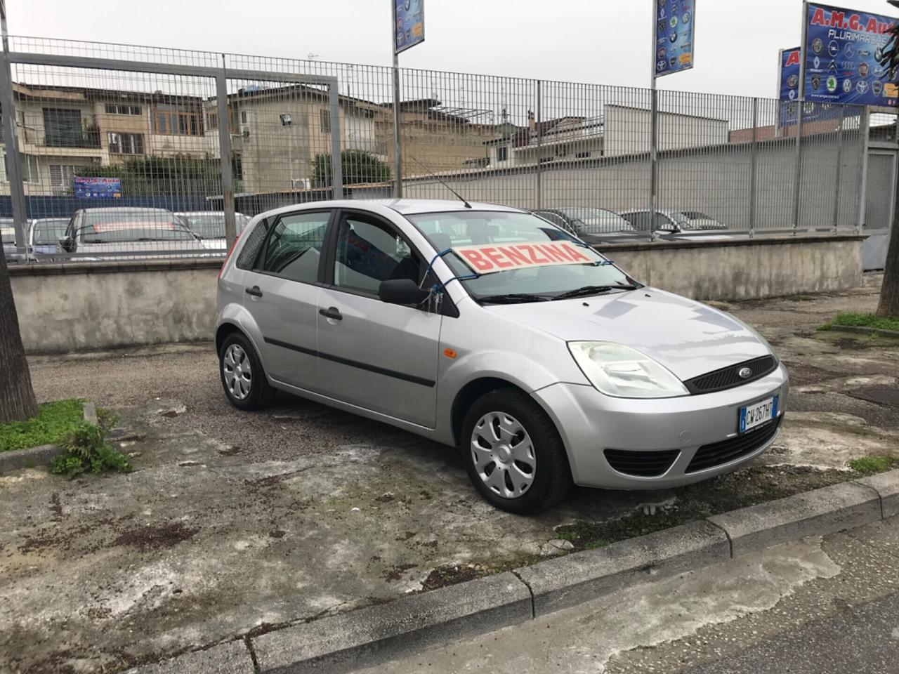 Ford Fiesta 1.2 16V 5p. Ghia par al nuovo