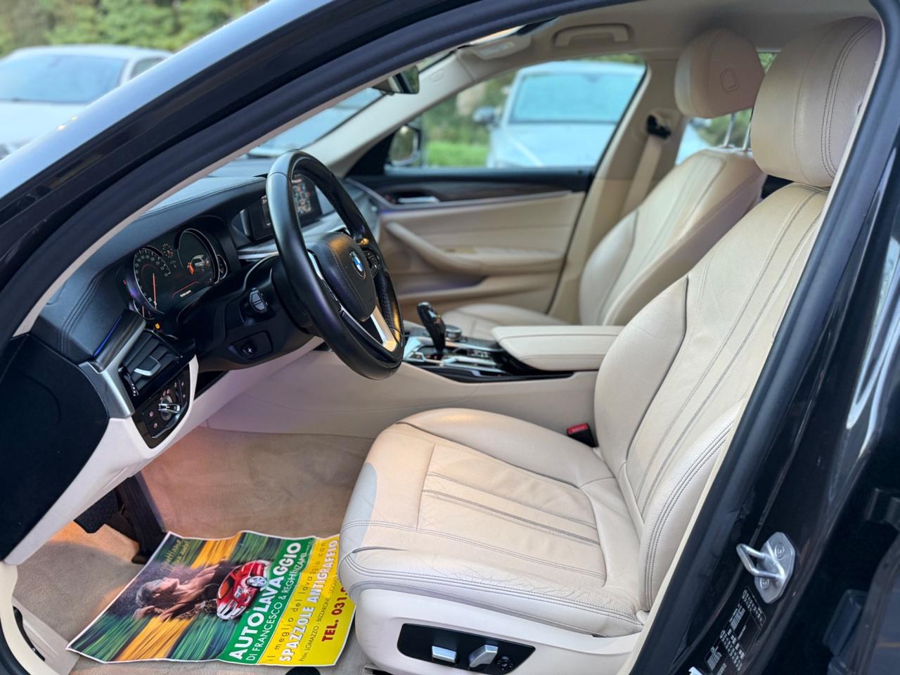 Bmw 520 520d xDrive Touring Luxury*Pelle*Navi