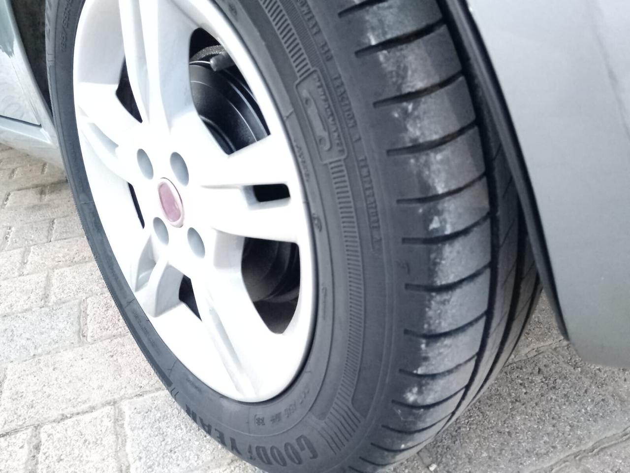 Fiat Grande Punto 1.3 MJT 75 CV 5 porte Dynamic