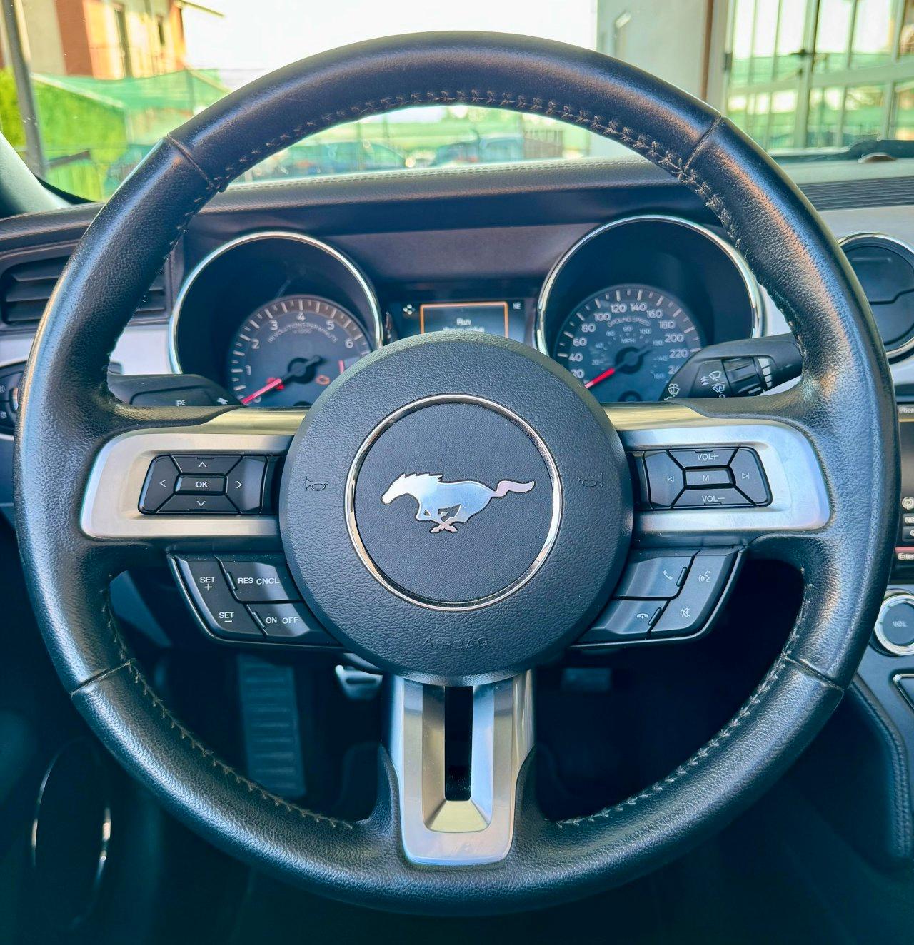 Ford Mustang Convertible 2.3 ecoboost 317cv