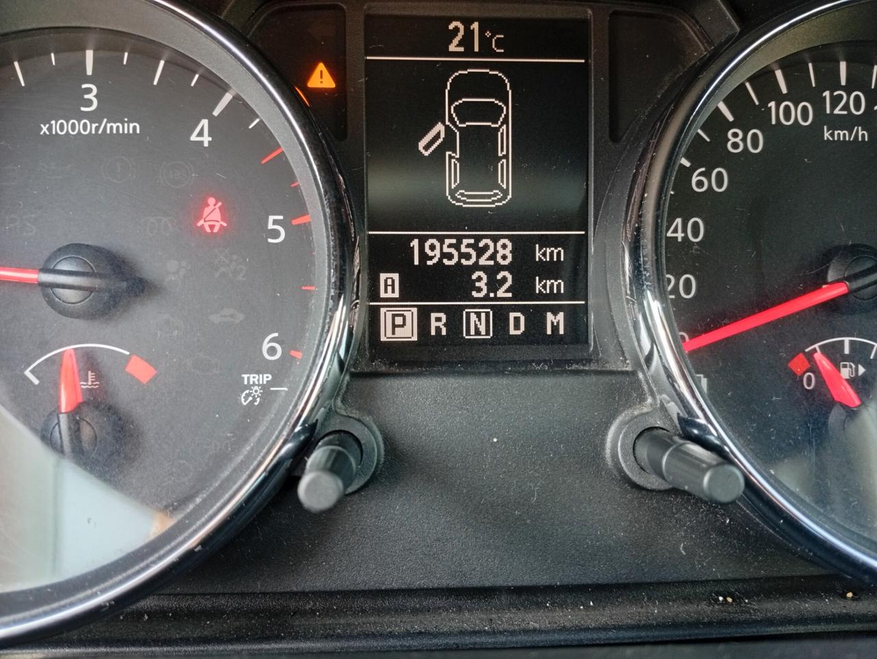 Nissan Qashqai 2.0 dCi DPF Tekna 4x4