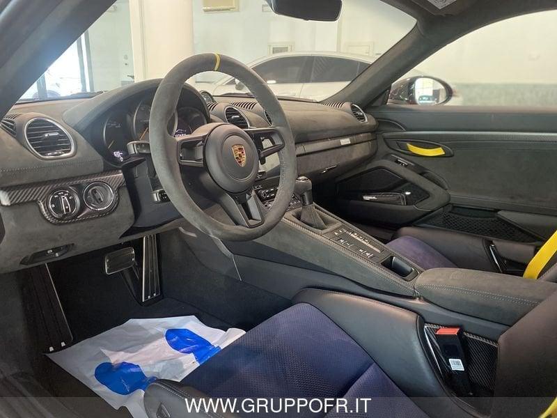 Porsche 718 Cayman 4.0 GT4 RS