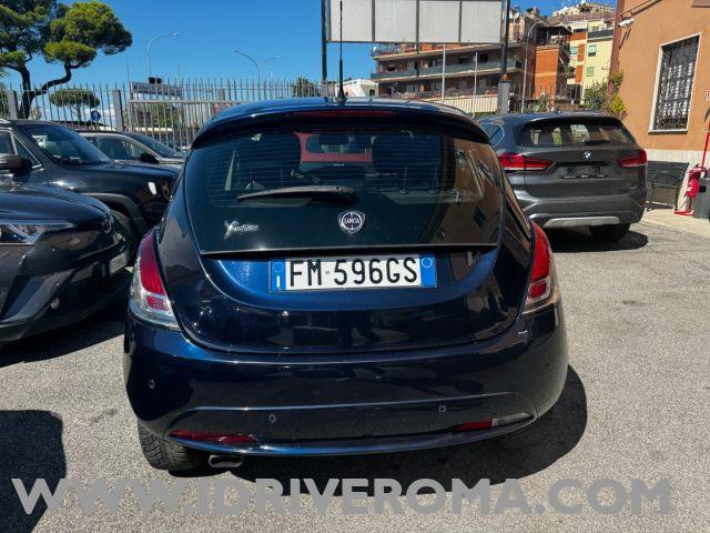 LANCIA Ypsilon 1.2 69 CV 5 porte GOLD + GPL /neopatentati