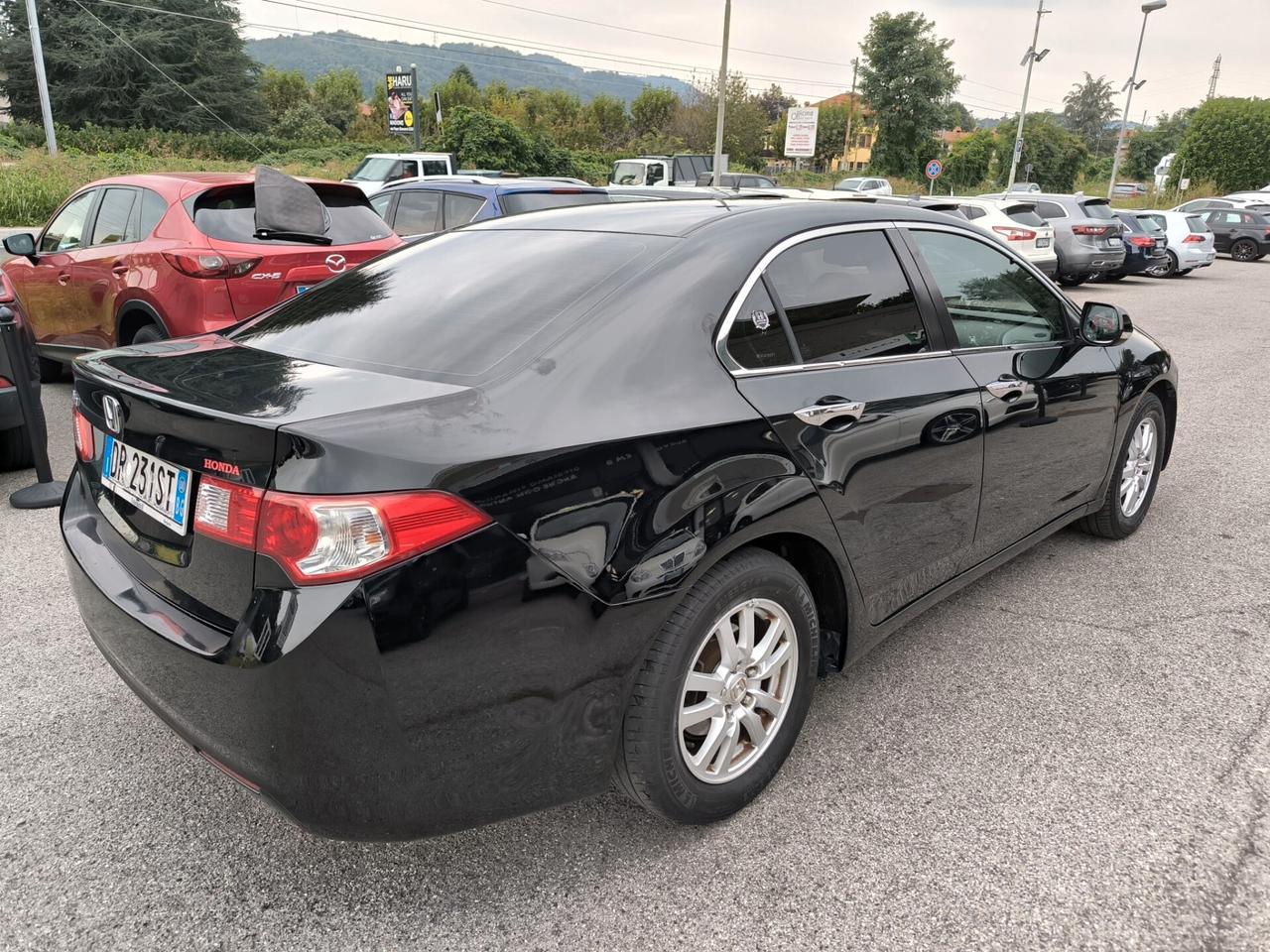 Honda Accord 2.2 i-DTEC Elegance DPF