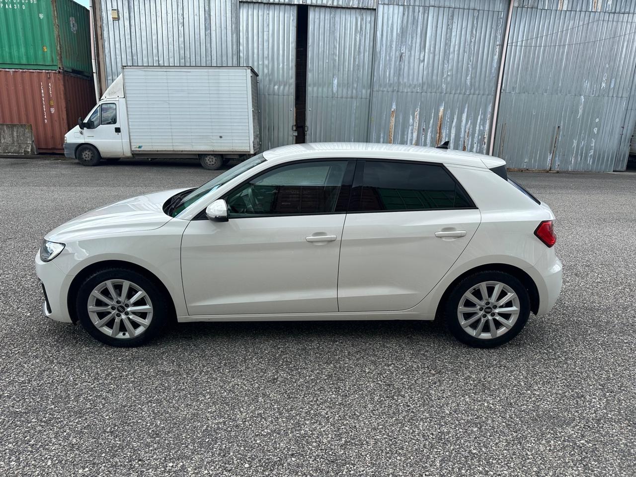 Audi A1 SPB 25 TFSI Identity Black AUTOM