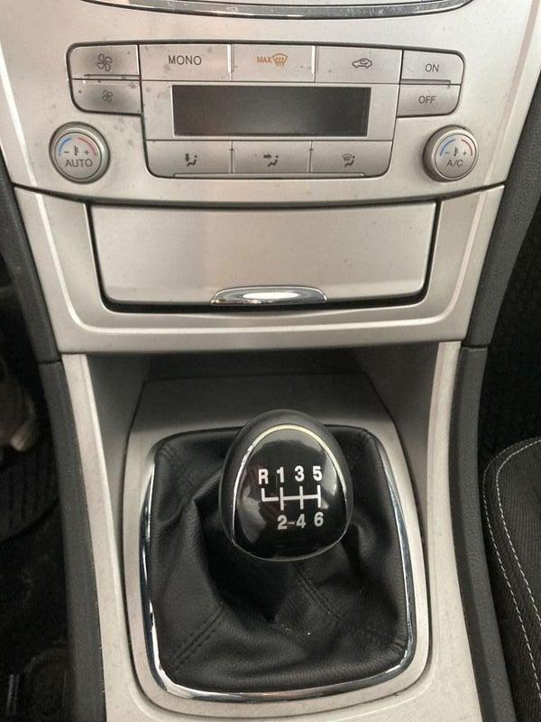 Ford Mondeo Mondeo 2.0 TDCi 140 CV Station Wagon Titanium DPF