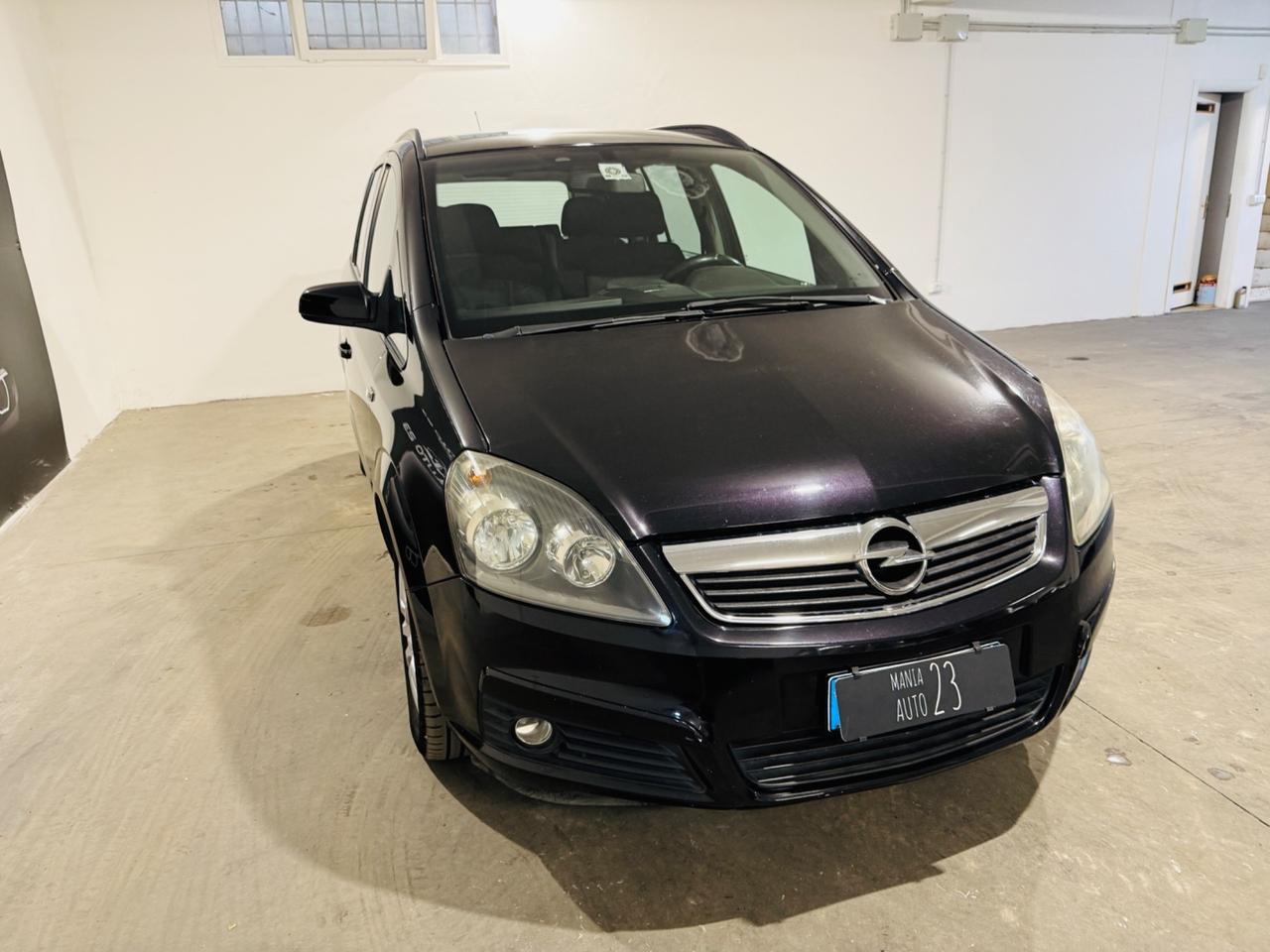 Opel ZAFIRA 1.9 CDTI 150CV 4 porte Cosmo*