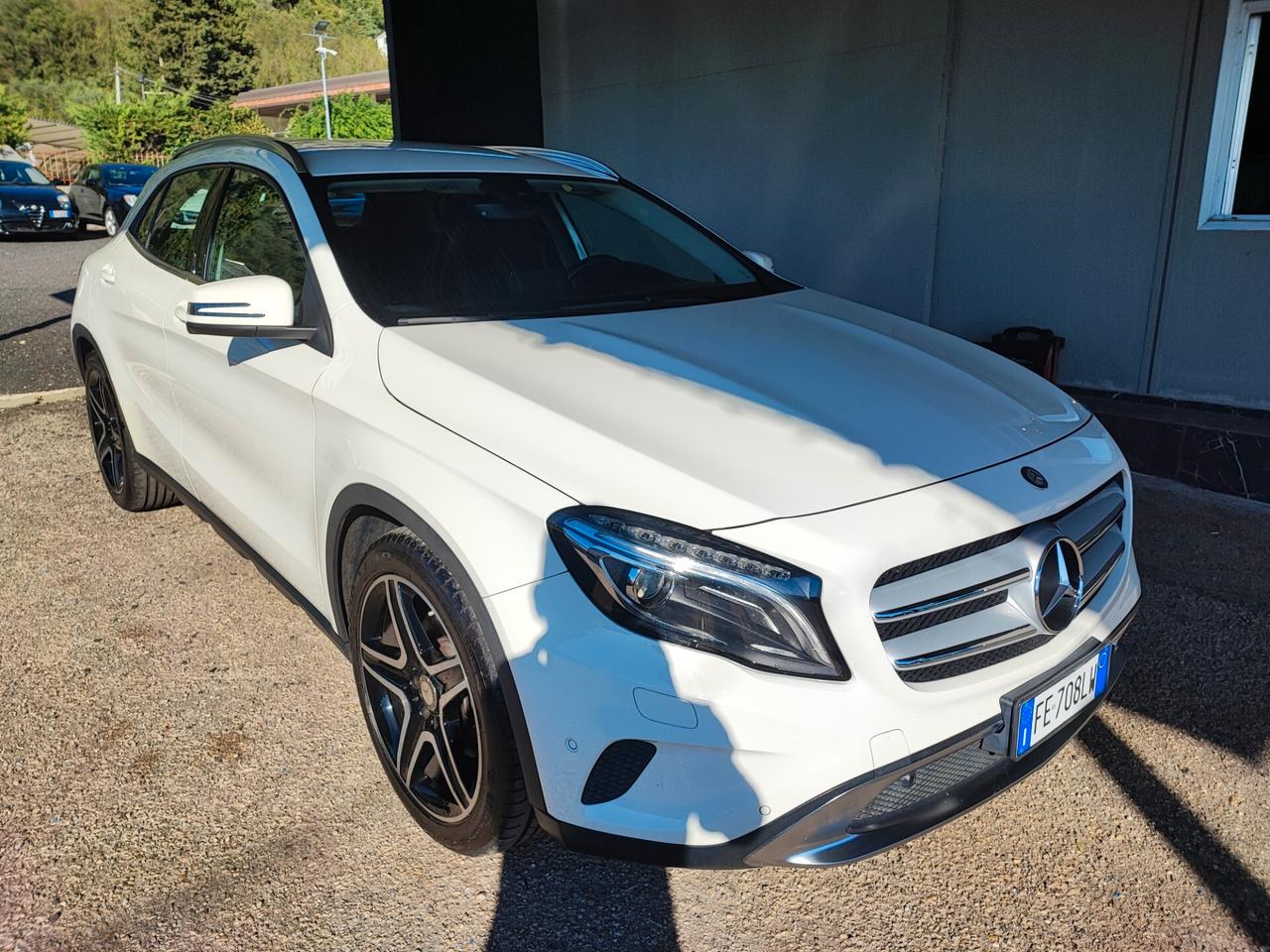 Mercedes-benz GLA 250 Premium