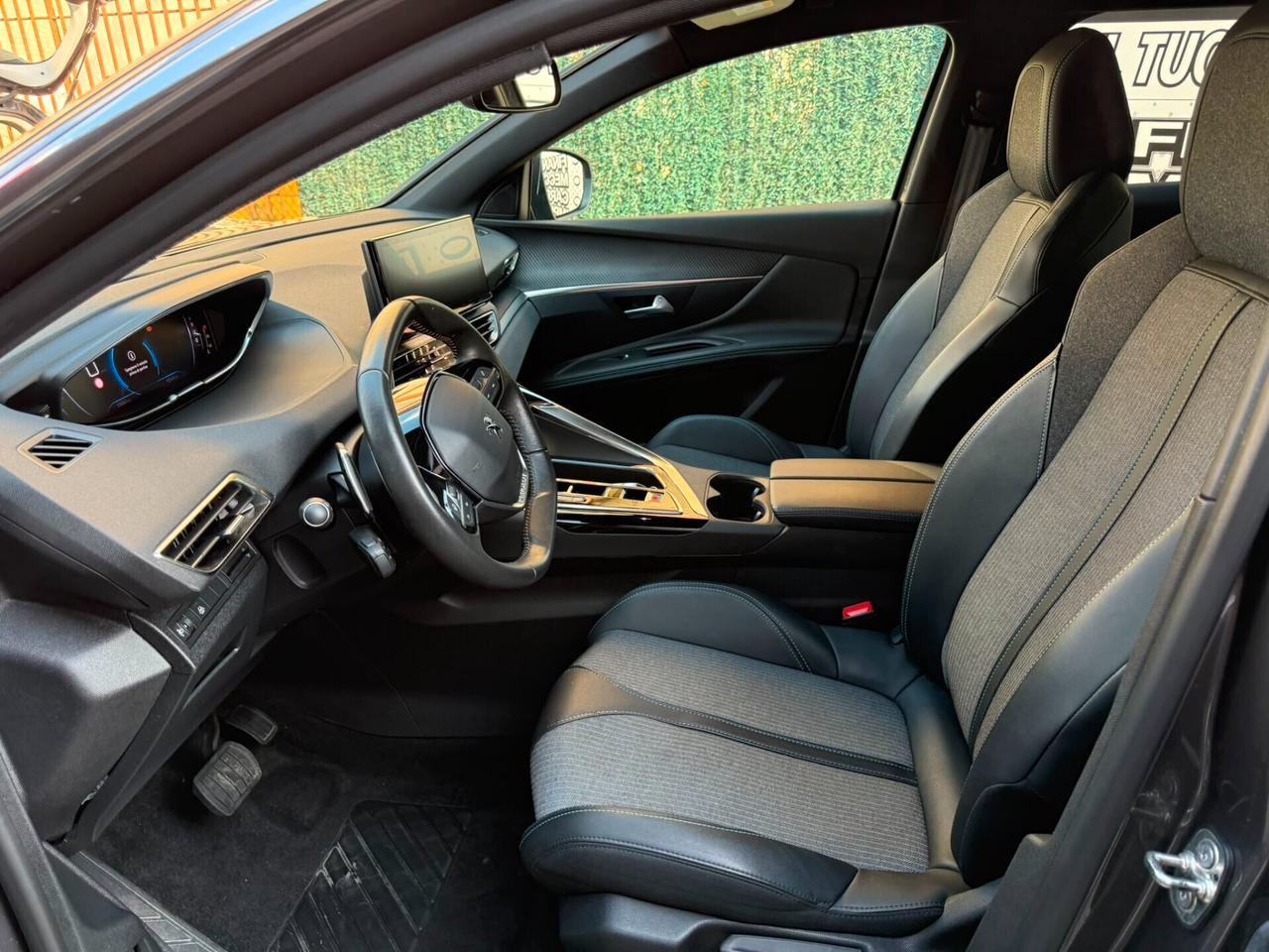 Peugeot 3008 BlueHDi 130 S&S EAT8 Allure Pack
