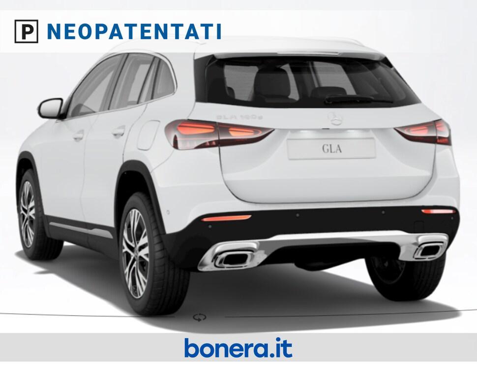 Mercedes GLA 180 180 D Progressive Advanced 8G-DCT