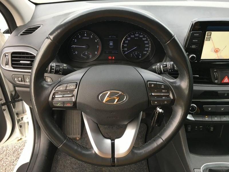 Hyundai i30 Wagon 1.0 T-GDI Go! 53 MILA KM