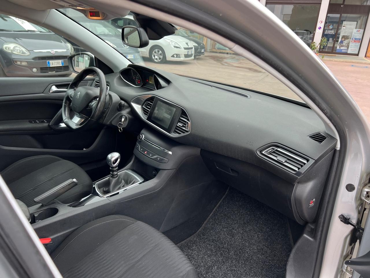 Peugeot 308 1.6 e-HDi 115 CV Stop&Start Active