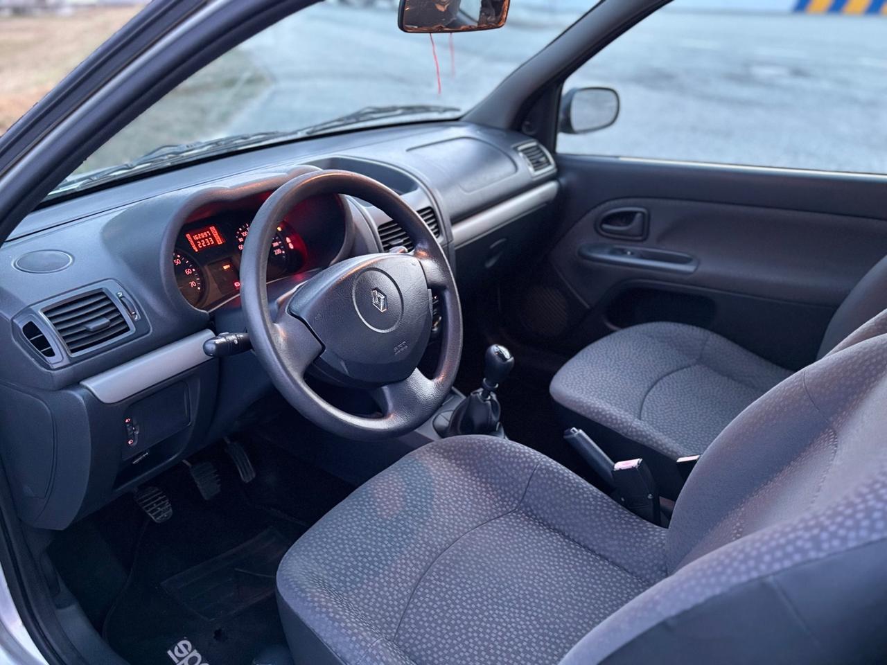 Renault Clio 1.2 NEOPATENTATI