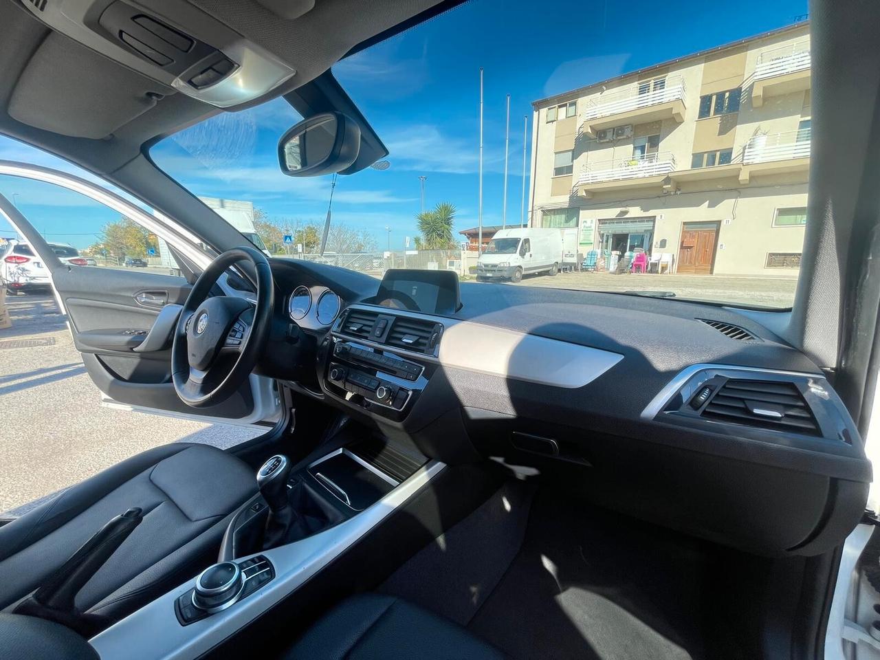 Bmw 116 116d 5p. Advantage